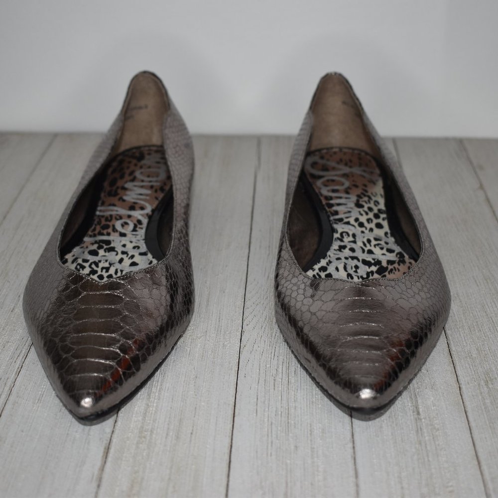 Sam Edelman Women's Size 7 Isador Grey Scale Print Pointed Toe Flats